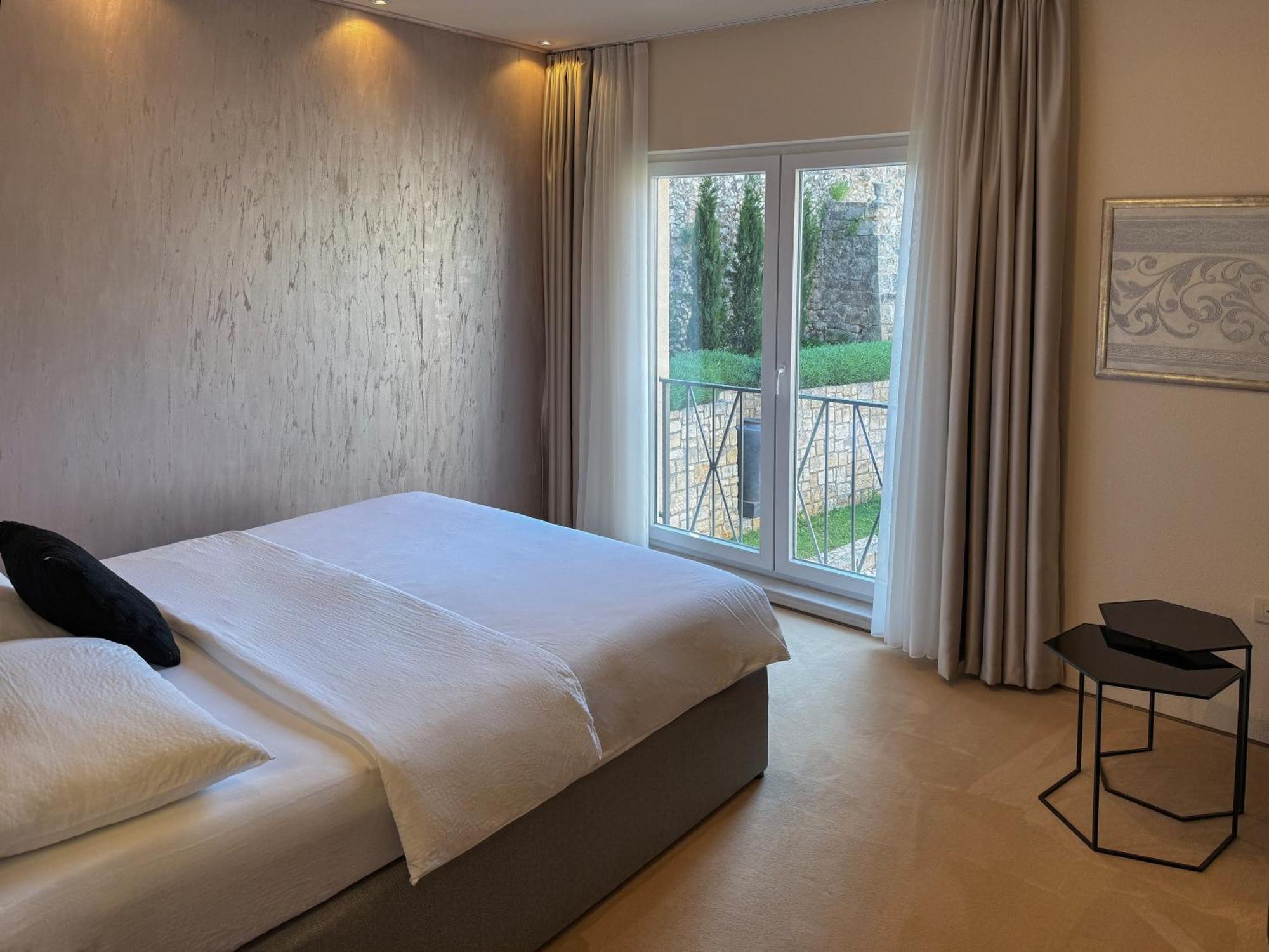Shangri La Mansion Mostar Exterior foto